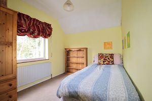 Bedroom- click for photo gallery